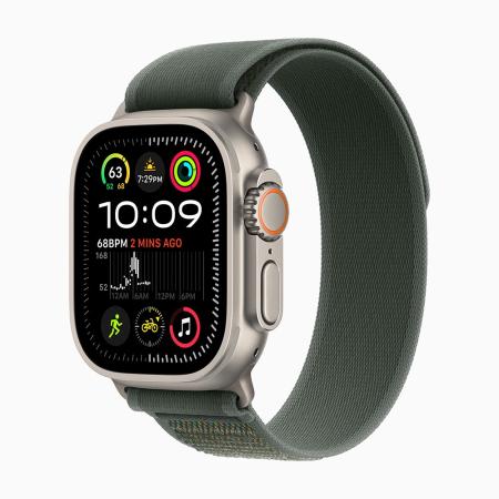 Apple Watch Ultra 2 (2024) 49mm Natural Titanium Case with Green Trail Loop (M/L)